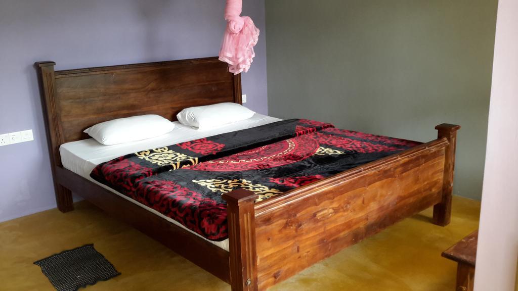Raveena Guest House Ella Habitación foto
